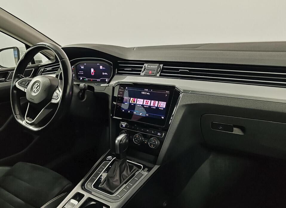 Volkswagen Passat, B8 Рестайлинг 1.4 AMT (150 л.с.)