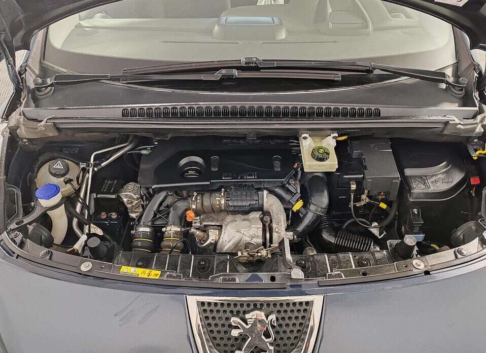 Peugeot 3008, I 1.6d AMT (112 л.с.)
