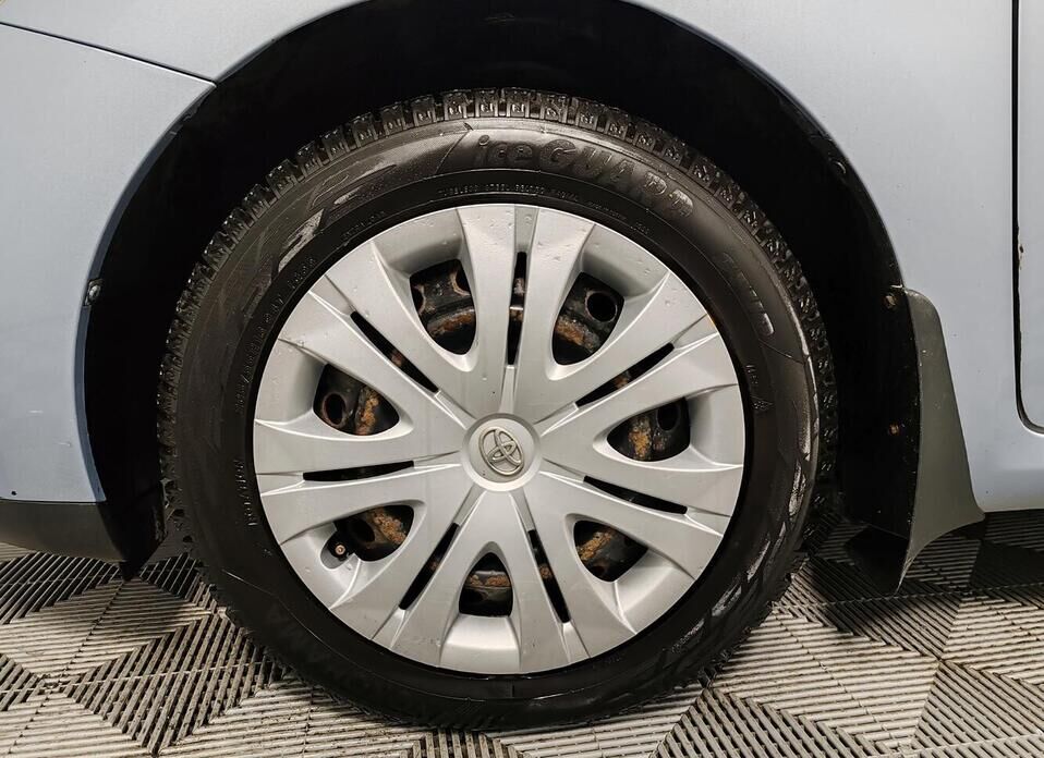 Toyota Auris, I 1.6 AMT (124 л.с.)