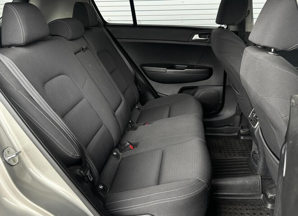 Kia Sportage, IV 2.0 AT (150 л.с.) 4WD