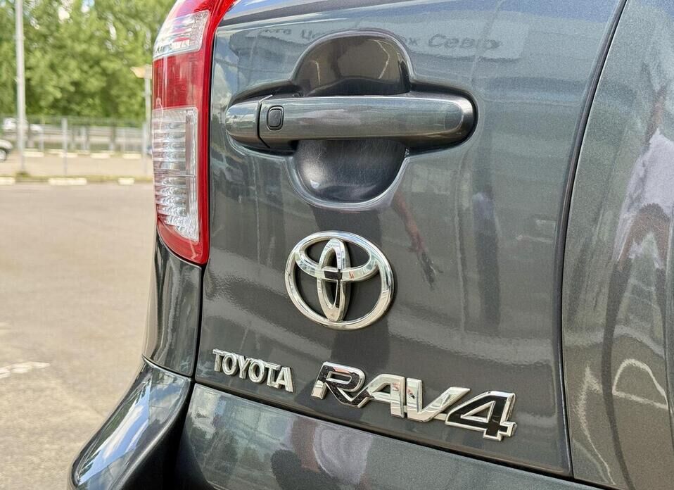 Toyota RAV4, III (XA30) 2.0 AT (152 л.с.) 4WD