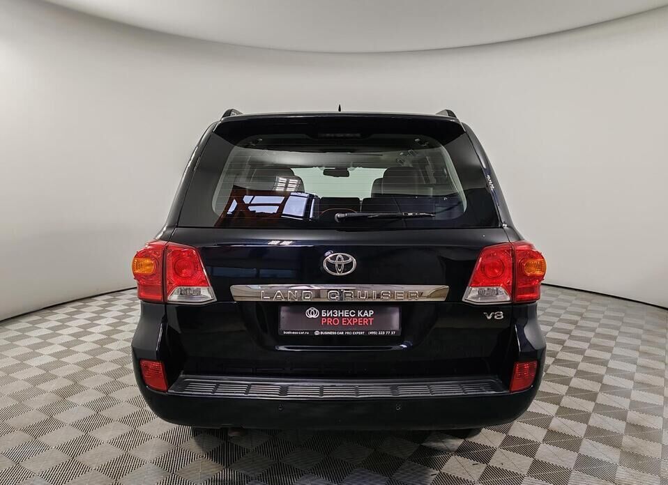 Toyota Land Cruiser, 200 Series Рестайлинг 1 4.5d AT (235 л.с.) 4WD