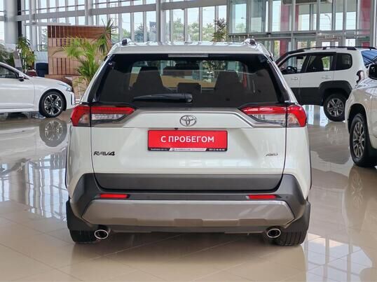 Toyota RAV4, 2021&nbsp;г., 67&nbsp;674&nbsp;км