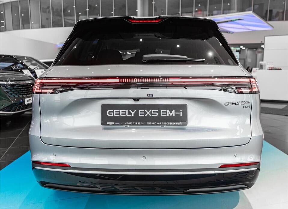 Geely EX5 EM-i 1.5hyb AT (167 л.с.)
