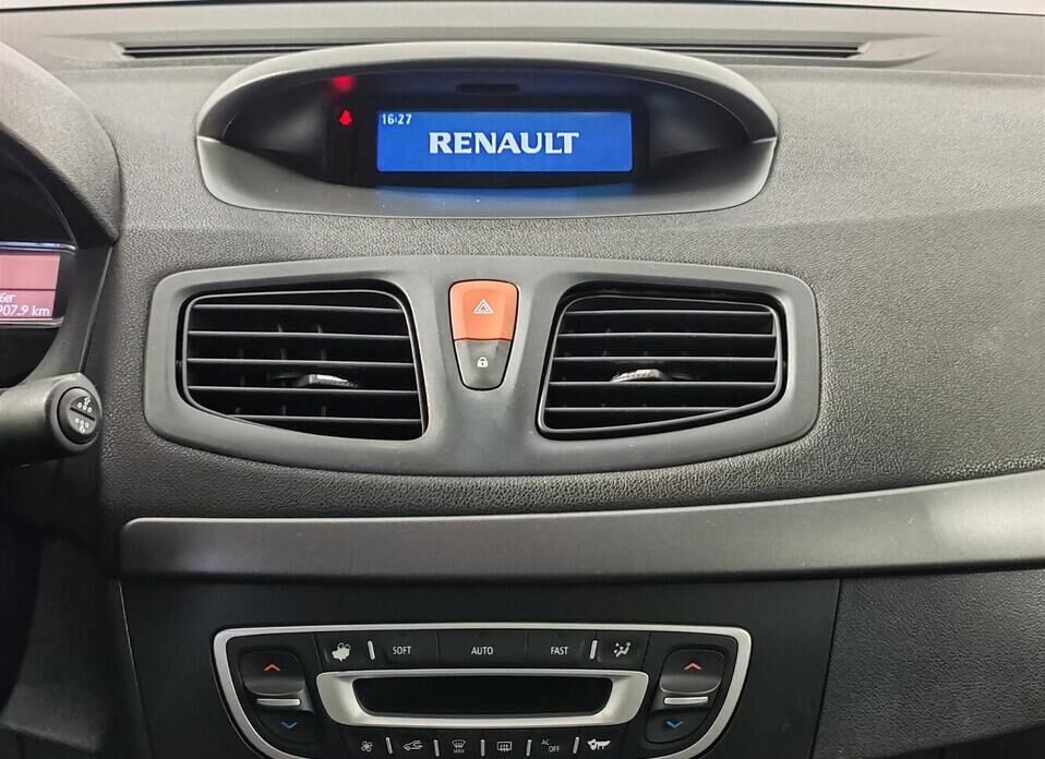 Renault Fluence, I Рестайлинг 1.6 MT (106 л.с.)