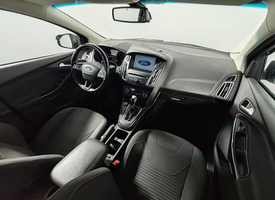 Ford Focus, III Рестайлинг 1.6 AMT (125 л.с.)