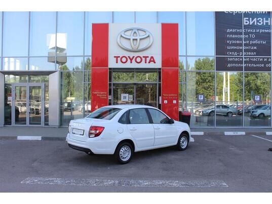LADA (ВАЗ) Granta, 2020 г., 87 142 км