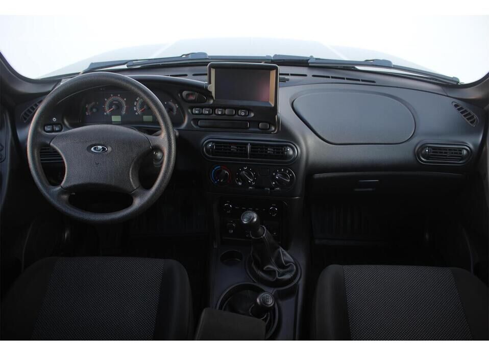 LADA (ВАЗ) Niva 1.7 MT (80 л.с.) 4WD