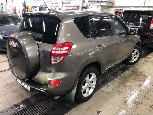 Toyota RAV4, 2010&nbsp;г., 275&nbsp;761&nbsp;км