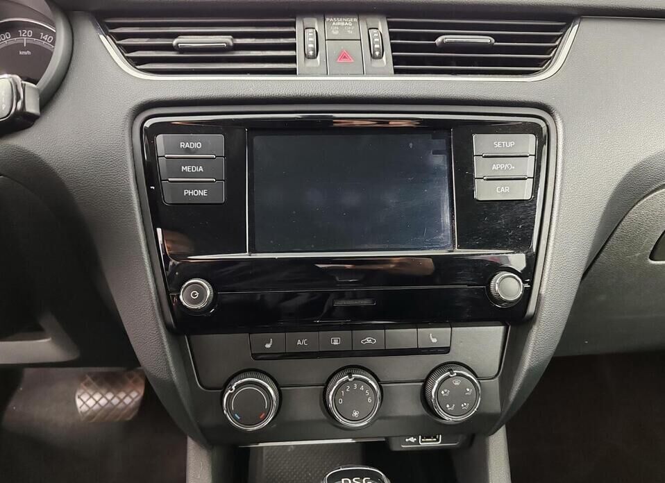 Skoda Octavia, III (A7) Рестайлинг 1.4 AMT (150 л.с.)