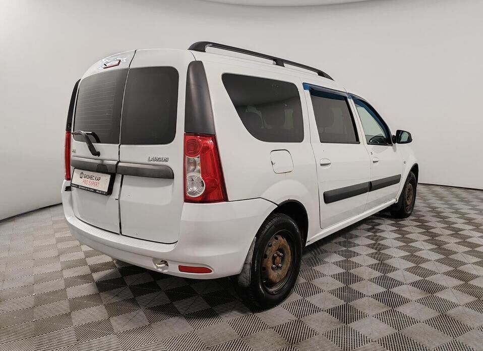 LADA (ВАЗ) Largus, I 1.6 MT (105 л.с.)