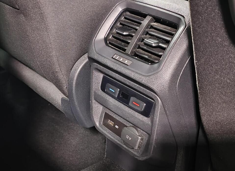 Volkswagen Tiguan, II 2.0d AMT (150 л.с.) 4WD