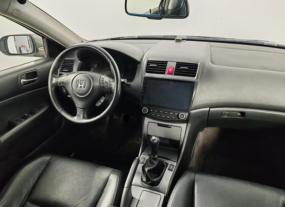 Honda Accord, VII Рестайлинг 2.4 MT (190 л.с.)