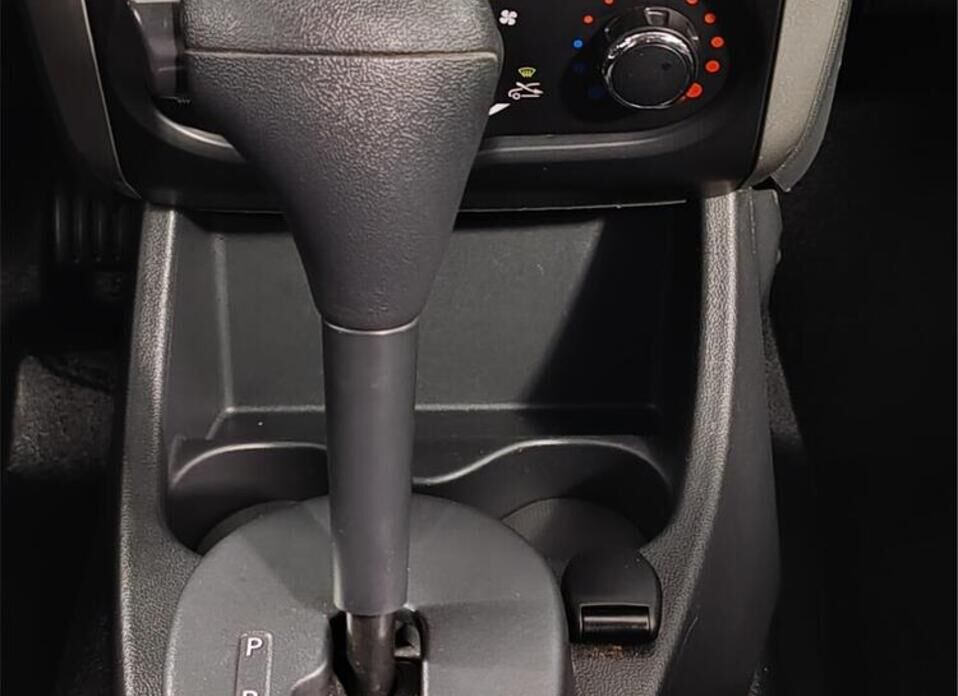 Nissan Almera, III (G15) 1.6 AT (102 л.с.)