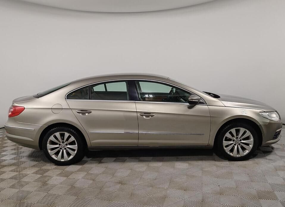 Volkswagen Passat CC 1.8 AMT (152 л.с.)