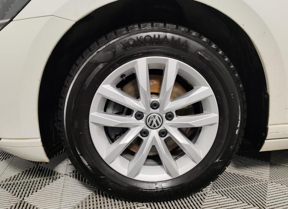 Volkswagen Passat, B8 Рестайлинг 1.4 AMT (150 л.с.)