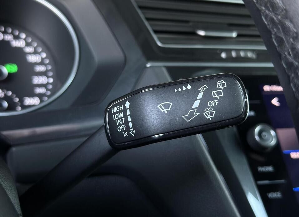 Volkswagen Tiguan, II 1.4 AMT (150 л.с.) 4WD