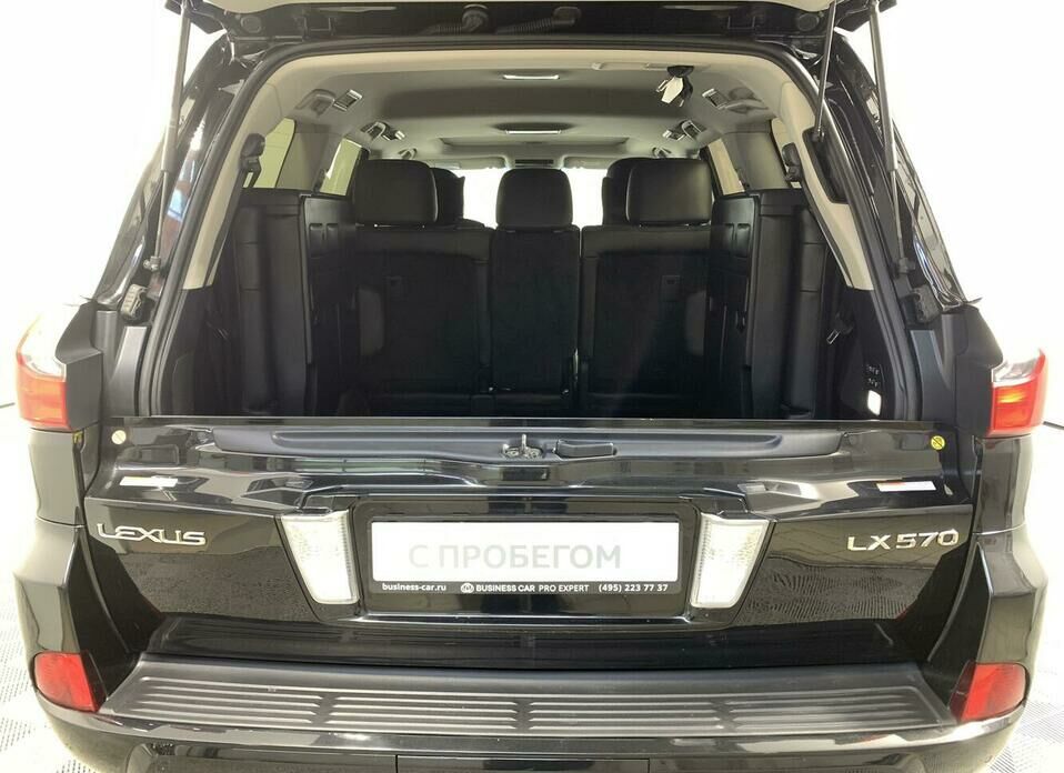 Lexus LX 570 5.7 AT (367 л.с.) 4WD
