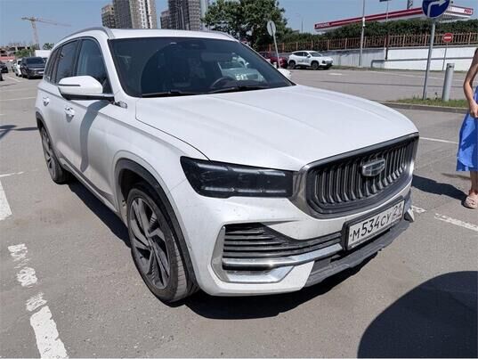 Geely Monjaro, 2024&nbsp;г., 50&nbsp;464&nbsp;км
