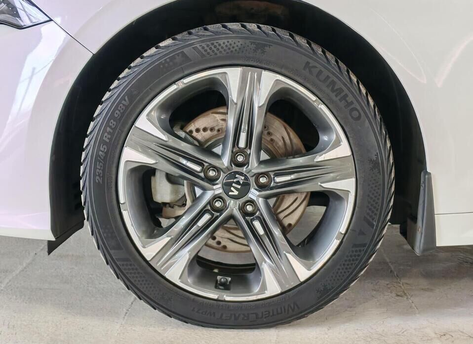 Kia K5, III 2.5 AT (194 л.с.)