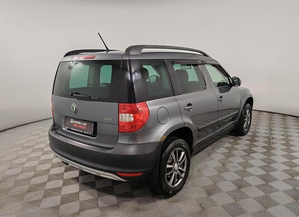 Skoda Yeti, I 1.8 AMT (152 л.с.) 4WD