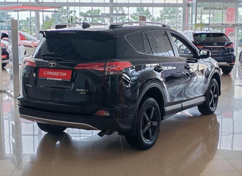 Toyota RAV4, IV (XA40) Рестайлинг 2.0 CVT (146 л.с.) 4WD
