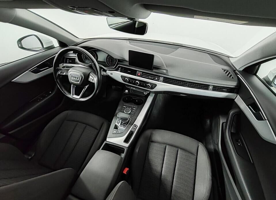 Audi A4, V (B9) 1.4 AMT (150 л.с.)