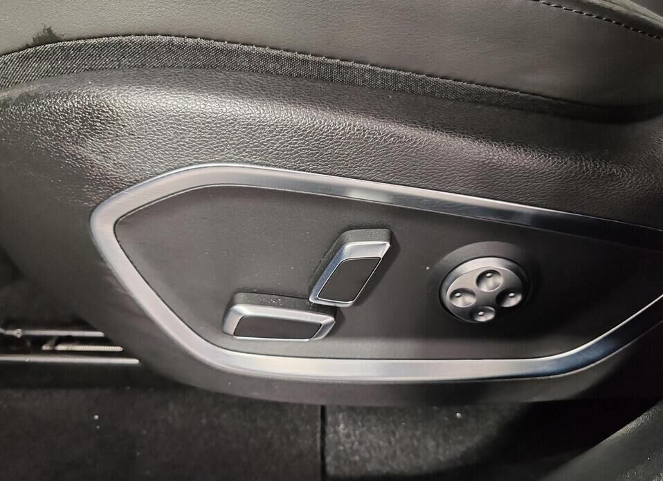 Geely Tugella, I Рестайлинг 2.0 AT (238 л.с.) 4WD