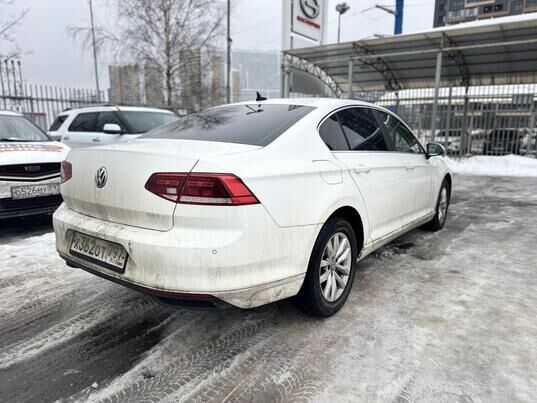 Volkswagen Passat, 2020&nbsp;г., 102&nbsp;917&nbsp;км