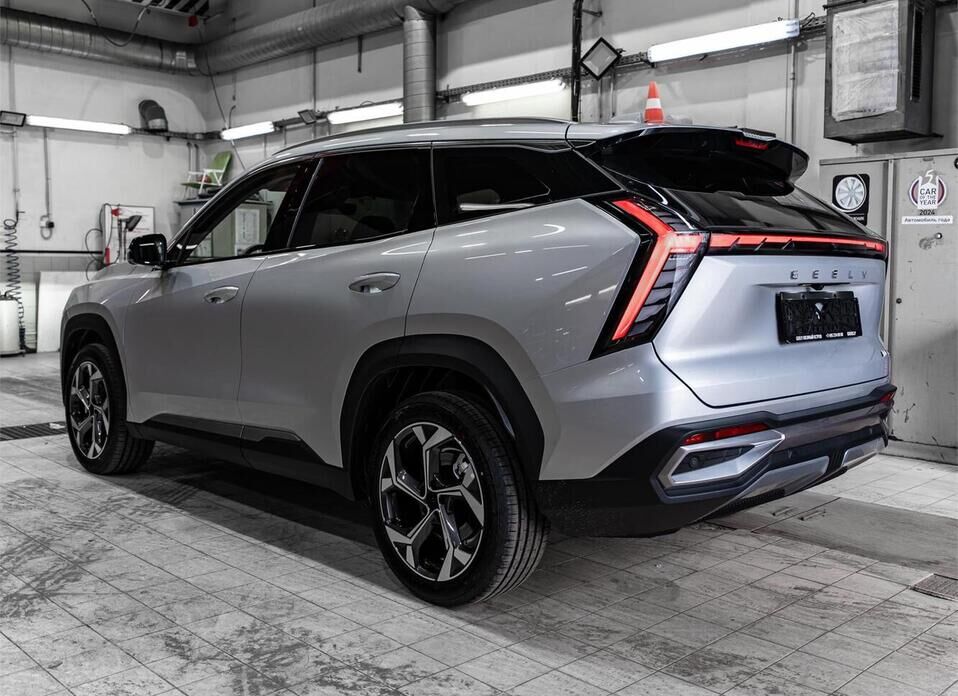 Geely Atlas, II 1.5 AMT (147 л.с.)