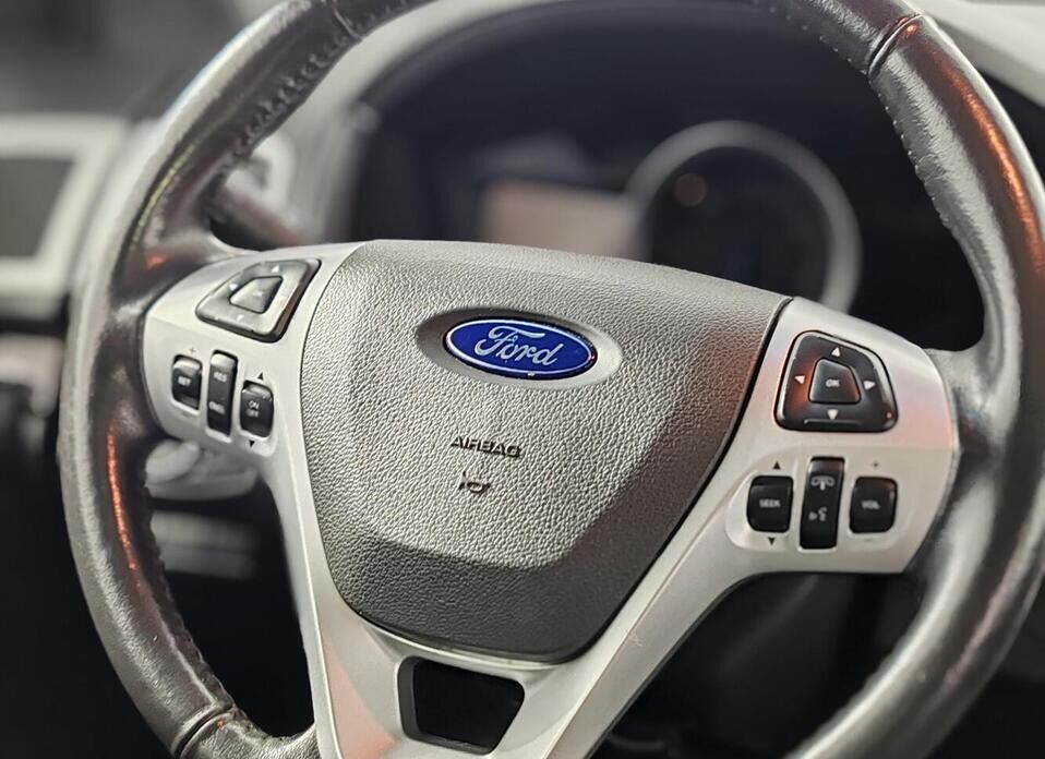 Ford Explorer, V 3.5 AT (249 л.с.) 4WD