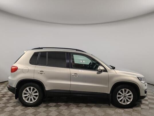 Volkswagen Tiguan, 2012 г., 232 475 км