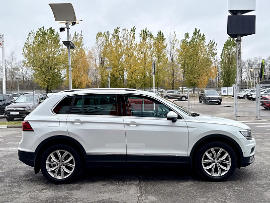 Volkswagen Tiguan, 2020 г., 95 668 км