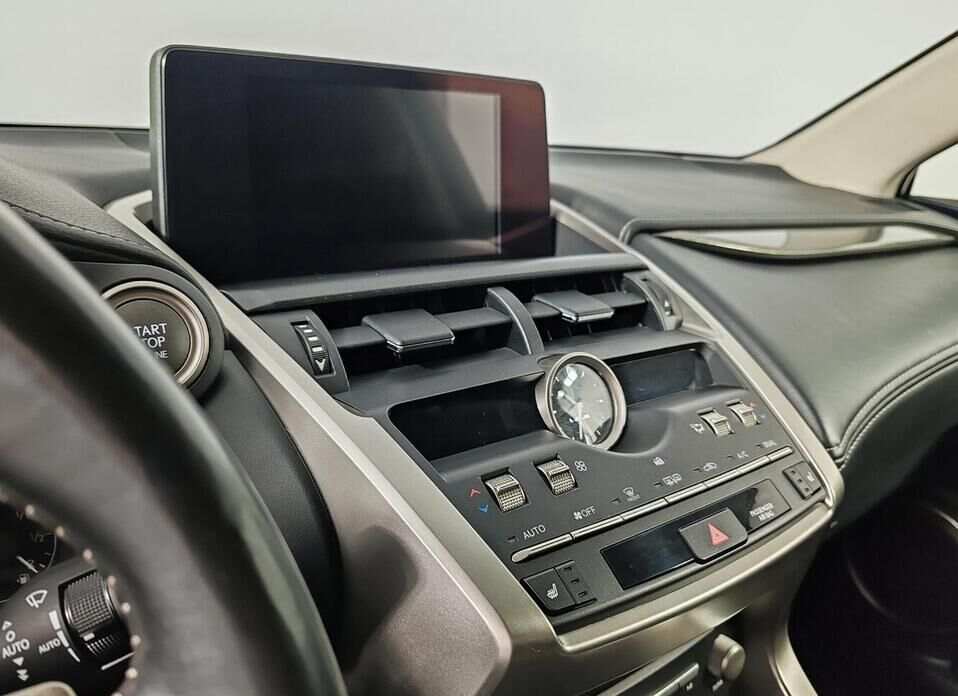 Lexus NX, I Рестайлинг 200 2.0 CVT (150 л.с.) 4WD