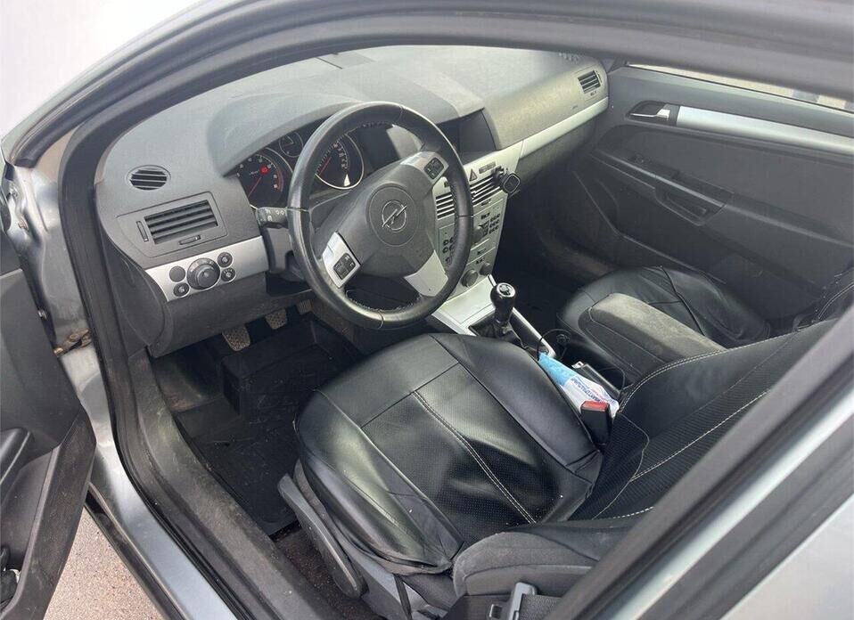 Opel Astra, H Рестайлинг 1.6 MT (115 л.с.)