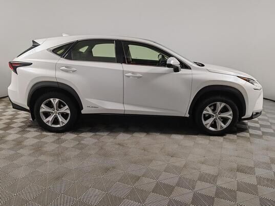 Lexus NX, 2017&nbsp;г., 183&nbsp;389&nbsp;км
