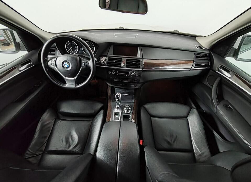 BMW X5, II (E70) Рестайлинг 35i 3.0 AT (306 л.с.) 4WD