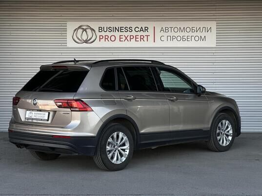 Volkswagen Tiguan, 2020&nbsp;г., 24&nbsp;677&nbsp;км