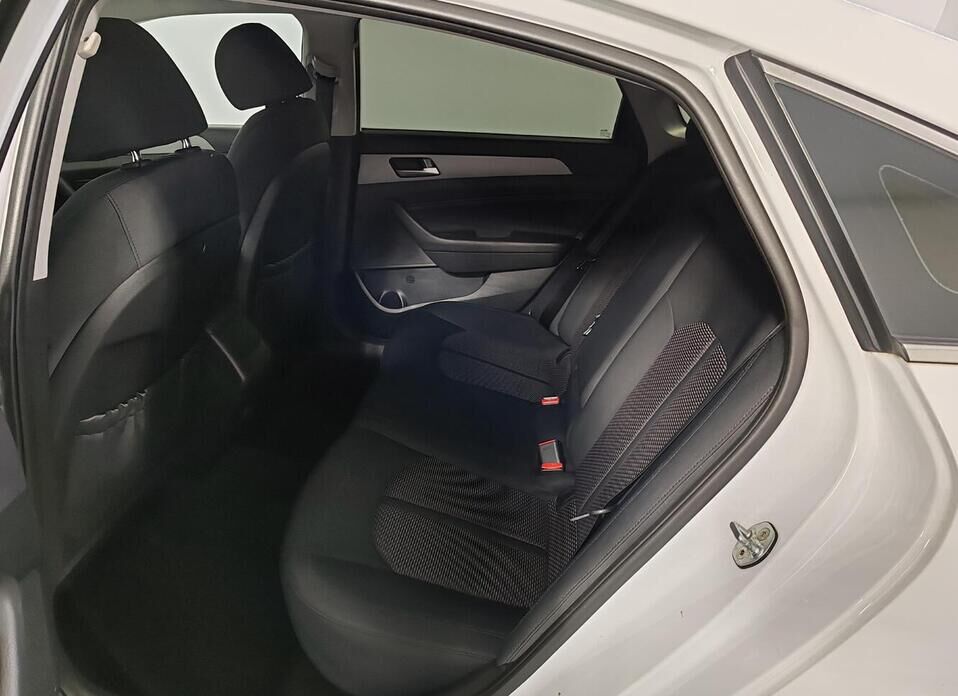 Hyundai Sonata, VII (LF) Рестайлинг 2.0 AT (150 л.с.)