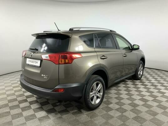 Toyota RAV4, 2015 г., 135 691 км