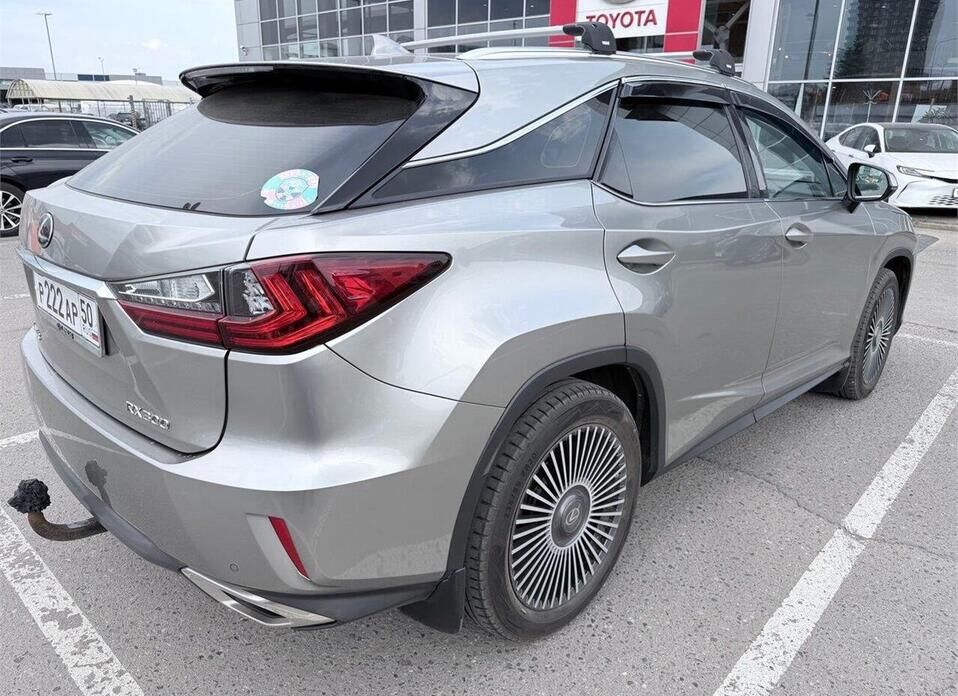Lexus RX, IV 300 2.0 AT (238 л.с.) 4WD