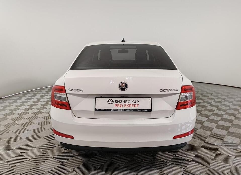 Skoda Octavia, III (A7) 2.0d AMT (143 л.с.)