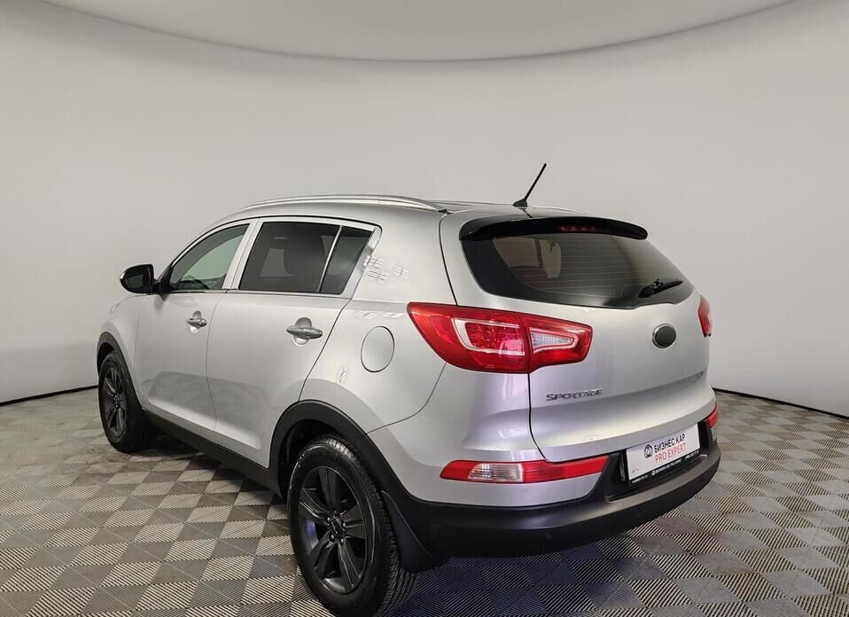 Kia Sportage, III 2.0 AT (150 л.с.)
