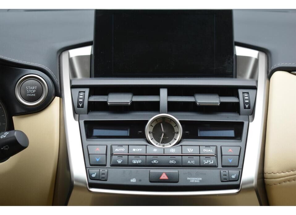 Lexus NX, I 200 2.0 CVT (150 л.с.) 4WD
