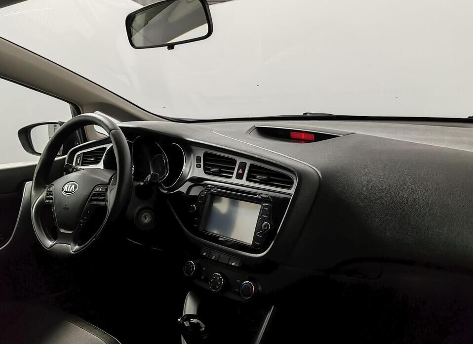 Kia Ceed, II 1.6 AT (129 л.с.)