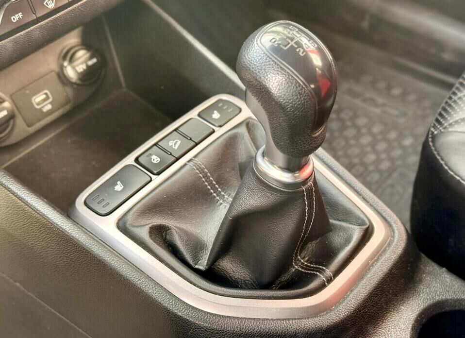 Hyundai Creta, I Рестайлинг 1.6 MT (123 л.с.)