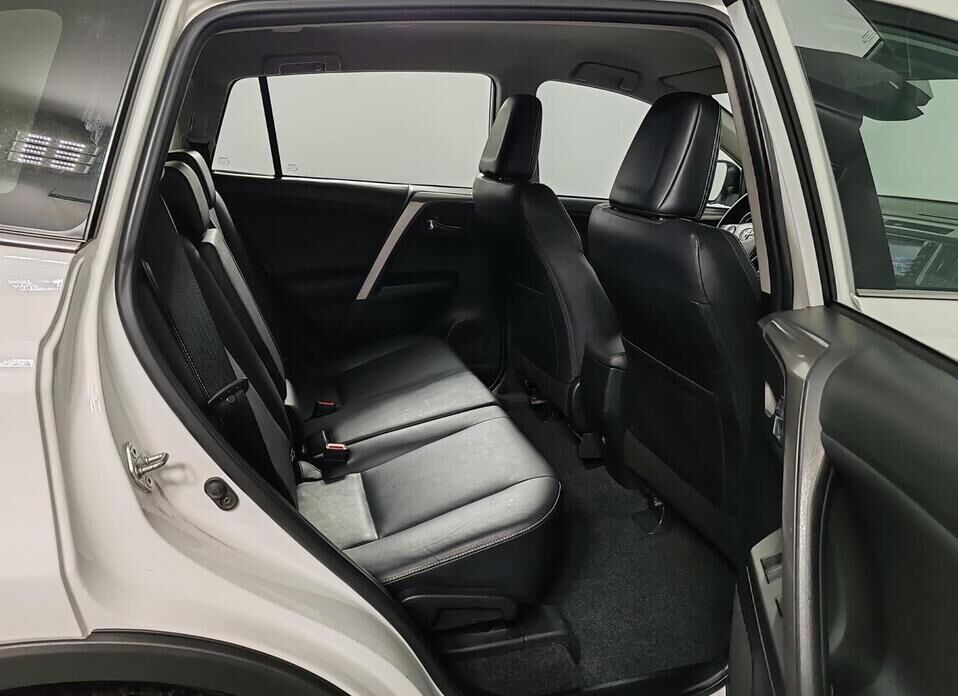 Toyota RAV4, IV (CA40) Рестайлинг 2.0 CVT (146 л.с.) 4WD