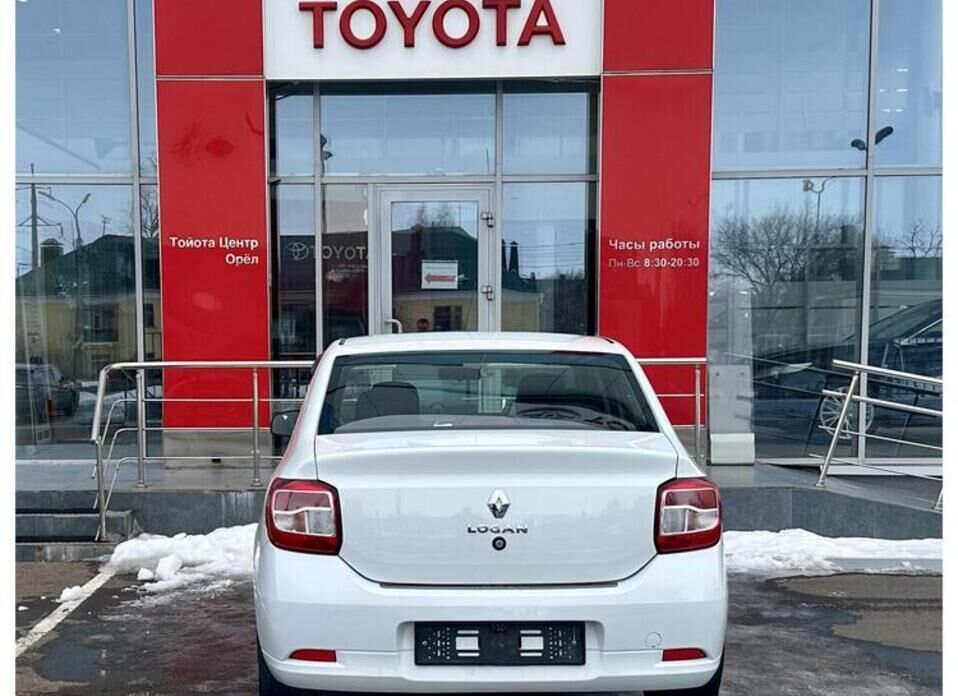 Renault Logan, II Рестайлинг 1.6 MT (82 л.с.)