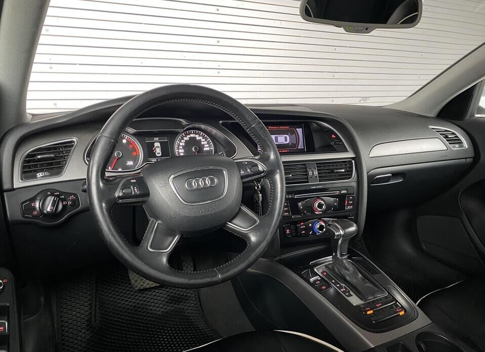 Audi A4, IV (B8) Рестайлинг 1.8 CVT (170 л.с.)