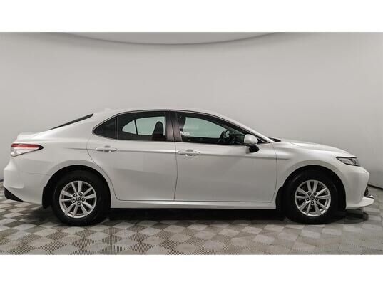 Toyota Camry, 2021 г., 97 297 км